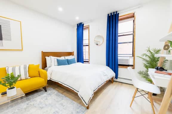 1597-1  Large studio W/D in the unit prime UES - Image 2
