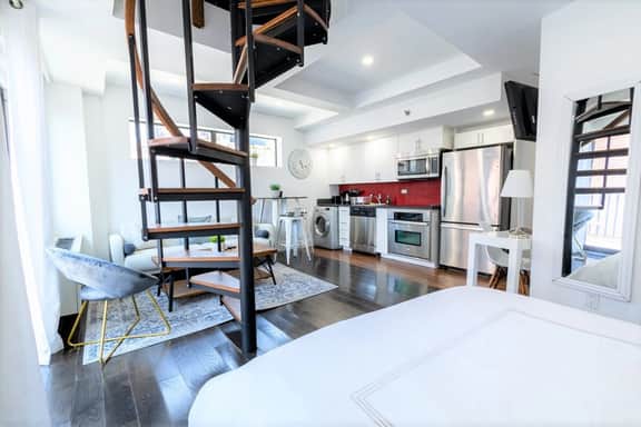 809-6B  New 2BR Duplex With Private Patio - Image 3
