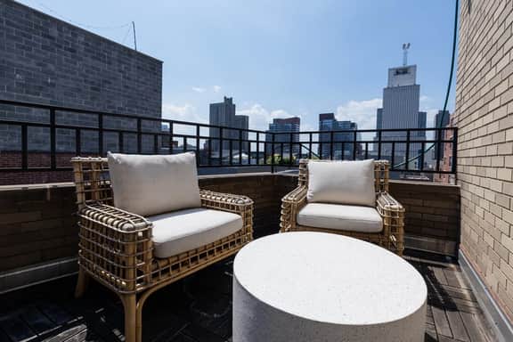 809-6B  New 2BR Duplex With Private Patio - Image 2