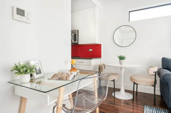 809-5A Gorgeous New 1BR Heart of Midtown - Image 4