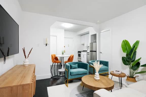 444-3C 1BR Hell's kitchen- Newly furnished -Elevator - Image 5