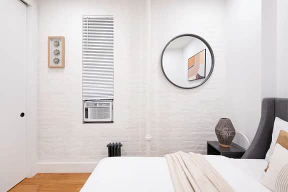 1288-3RS New Renovated 2 Bedrooms in UES - Image 4