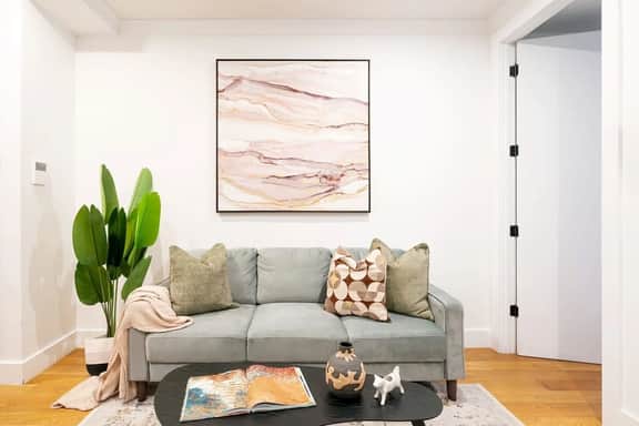1288-3RS New Renovated 2 Bedrooms in UES - Image 2