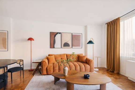43-4D Newly furnished 2BR full service 24H Doorman laundry Gym - Image 5