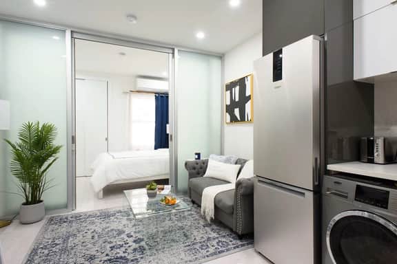 78-3B New Junior 1 BR Prime UES WD in unit - Image 2