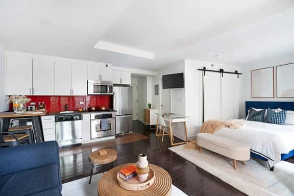809-2B Studio With a private Terrace By Columbus Circle - Image 3
