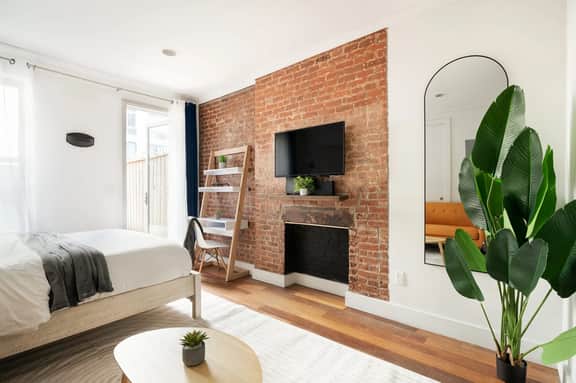 24-4 New Private Terrace W/D Apt Prime Gramercy - Image 2