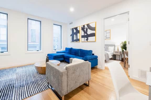 13-2 I Brand New Luxury 2BR Prime Union Square - Image 2