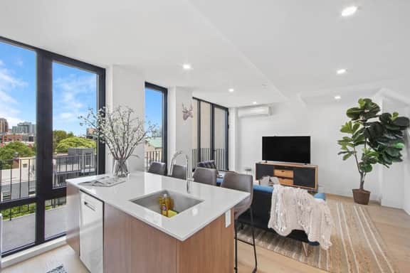 149BK-6A New PH 2BR-2Bath With a Private Terrace & Roof Deck - Image 3