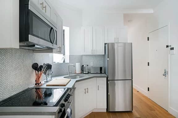 1290-16 New Renovated 2 Bedrooms in UES - Image 5