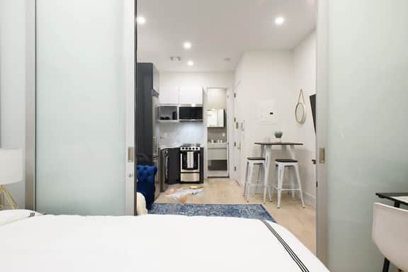 78-1B Furnished 1BR prime UES WD in unit - Image 3
