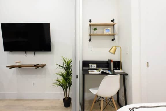 78-1B Furnished 1BR prime UES WD in unit - Image 5