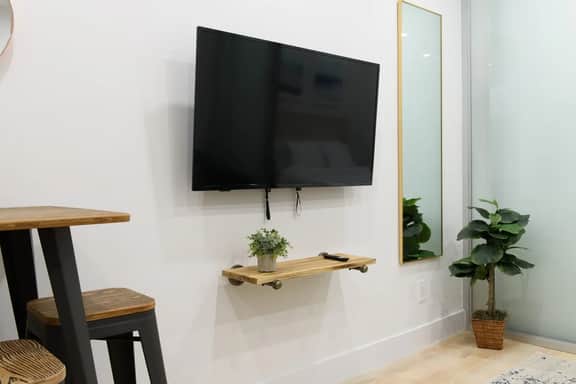 78-2D Furnished 1BR WD walk to Central Park - Image 5