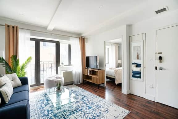 809-3A Newly Furnished 1BR Columbus Circle Elevator W/D - Image 2