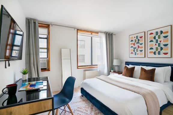 75-3B 3BR Luxury duplex W/D Elevator - Image 2