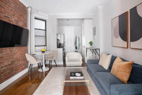 246-9 SoHo Living newly furnished 1br WD In-unit - Image 3