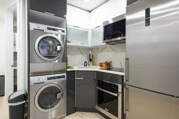 75-1C 1BR prime UES W/D - Image 4