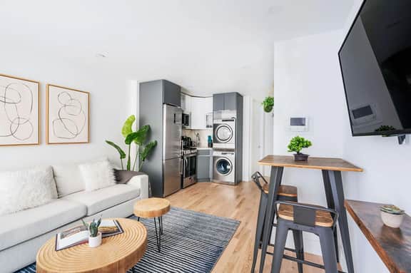 75-1D 1BR prime UES W/D the unit Best Value - Image 2