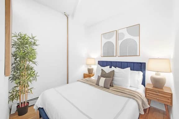 139-2E West Village 1BR best value - Image 5