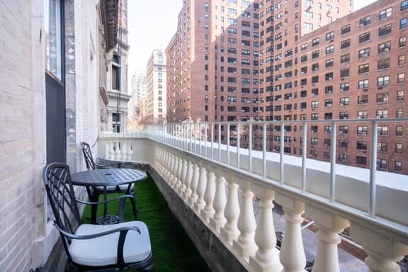 74-4A 2BR/2ba in UWS W/D Gym in Building - Image 2