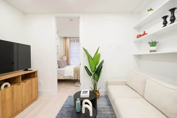 48-4FW Newly Renovated 2br Midtown West W/D - Image 5