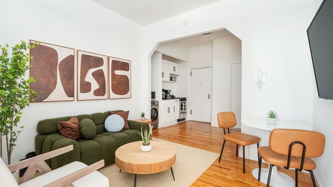 444 West 48th St